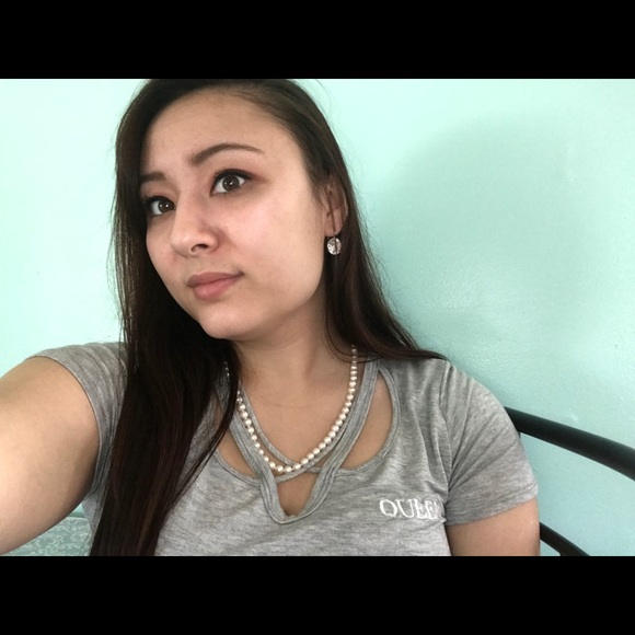 Meet your Posher, Gitana jane - Picture 1 of 1